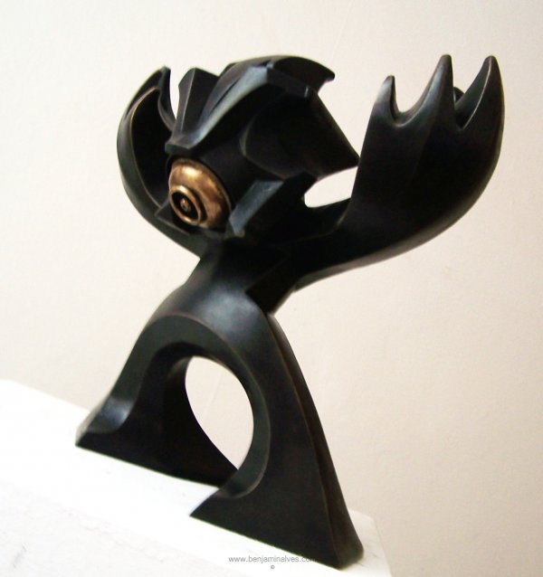 Urban contemporary art sculpture Canman made of bronze