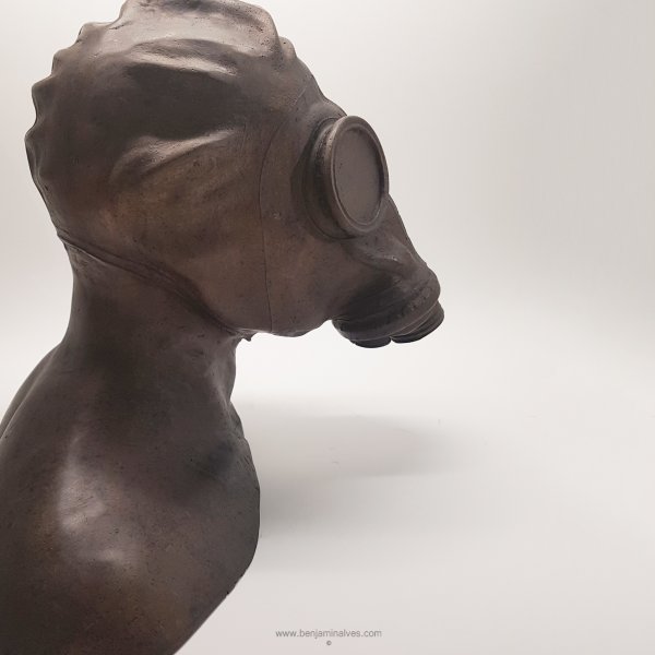 side view bronze sculpture "lord of the flies"